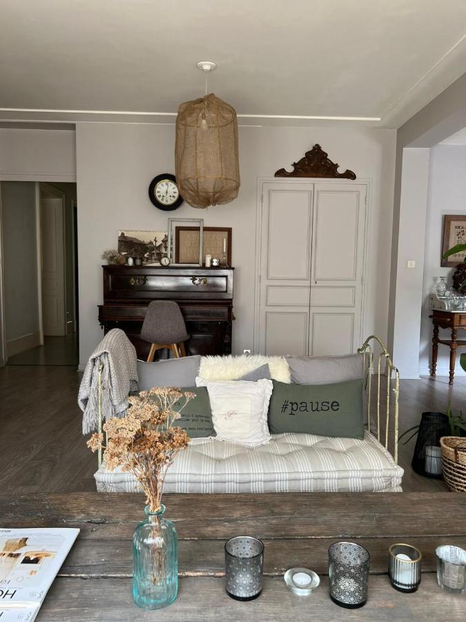 Les Chambres De Pauline Avec Spa Et Climatisation Albertville Esterno foto