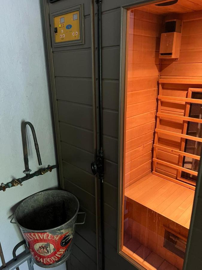 Les Chambres De Pauline Avec Spa Et Climatisation Albertville Esterno foto