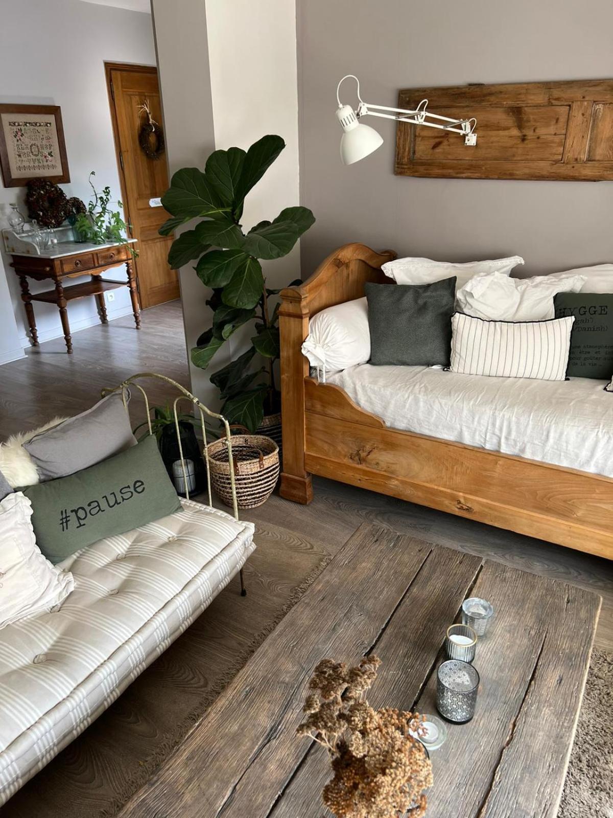 Les Chambres De Pauline Avec Spa Et Climatisation Albertville Esterno foto